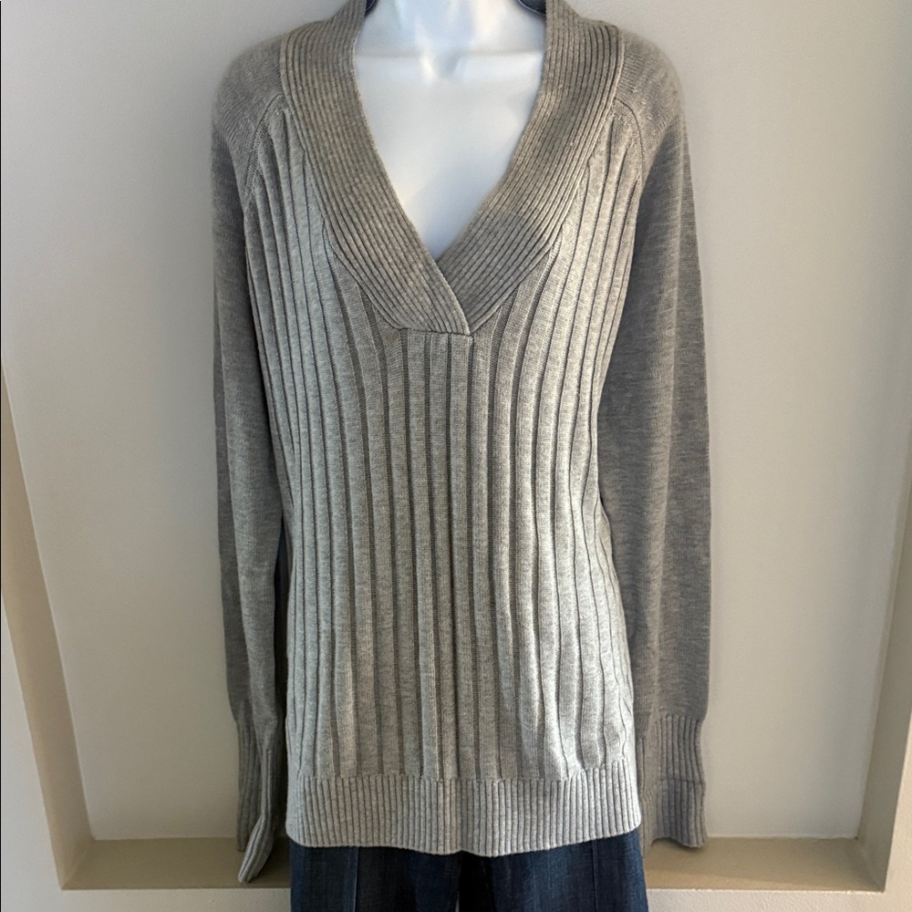 White House Black Market V-Neck Sweater/Tunic